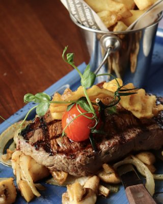 Dinner, Bed & Breakfast