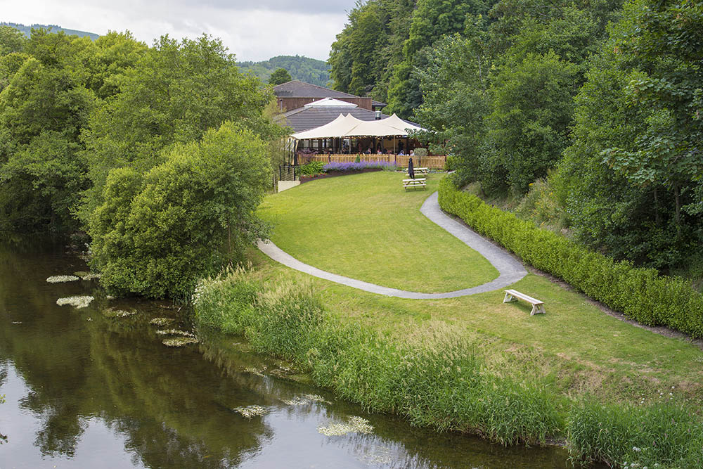 smokehouse-restaurant-woodenbridge